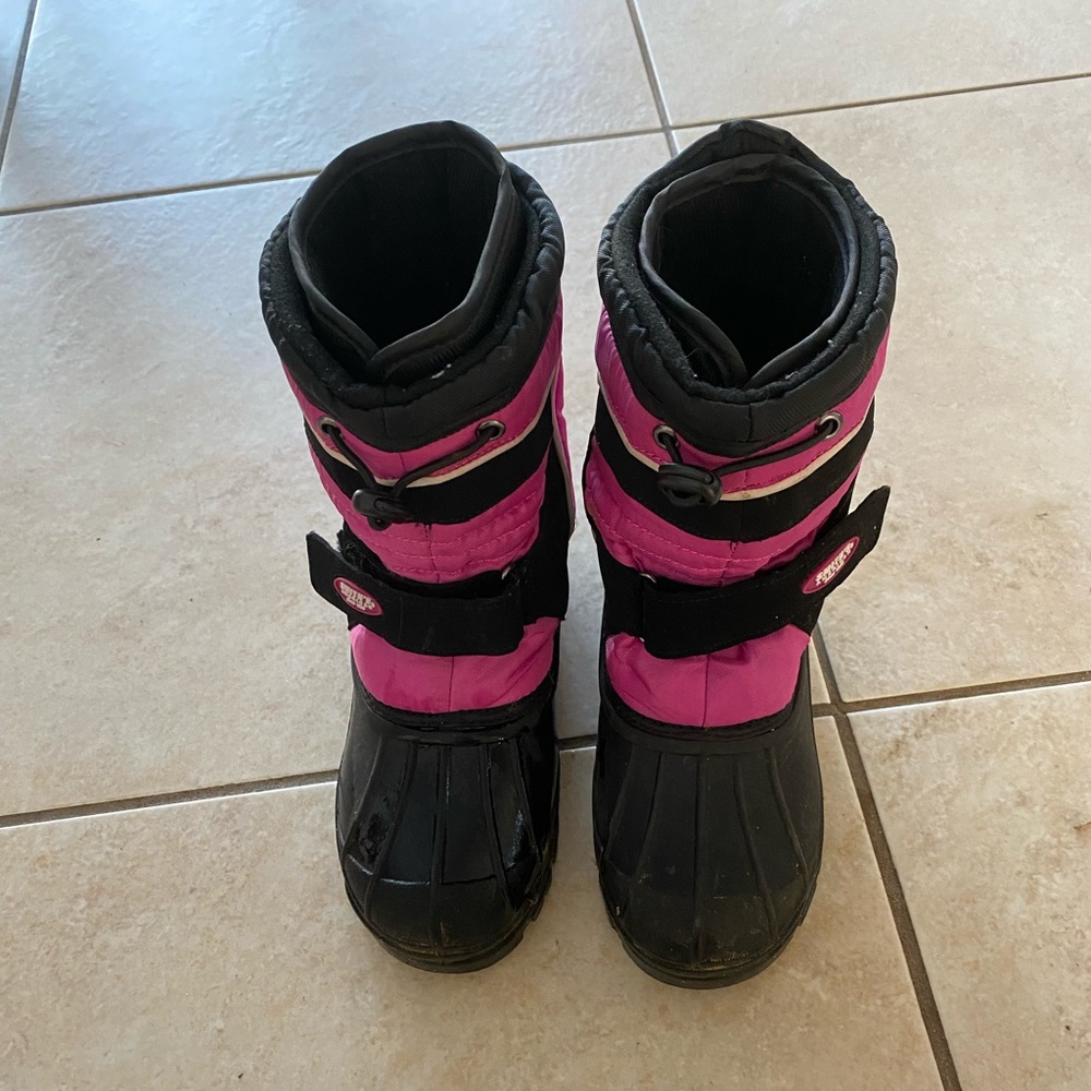 Girls smith snow boots